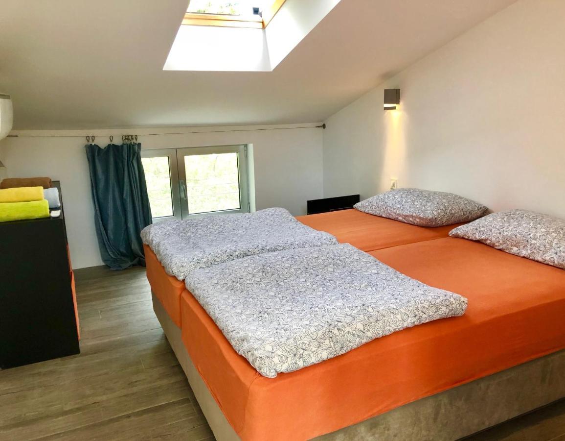 Loft-Beach-Apartments Ratko Novi Vinodolski Eksteriør bilde