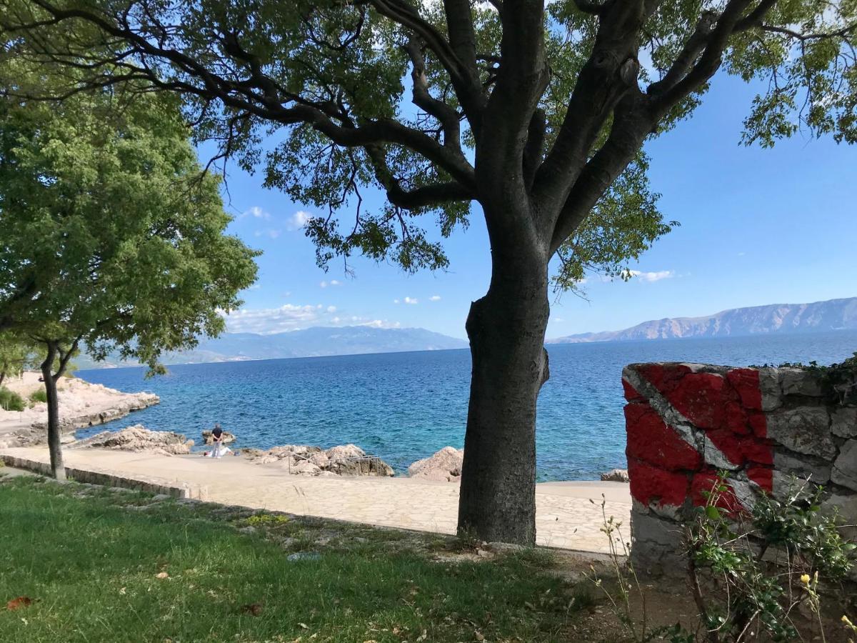 Loft-Beach-Apartments Ratko Novi Vinodolski Eksteriør bilde